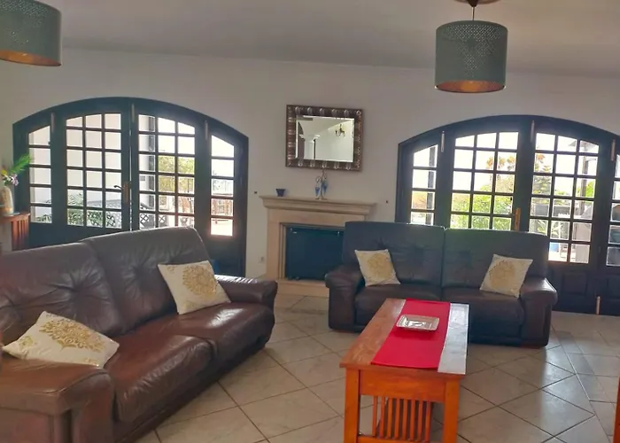 Wonderful Country Villa With Amazing Sea View