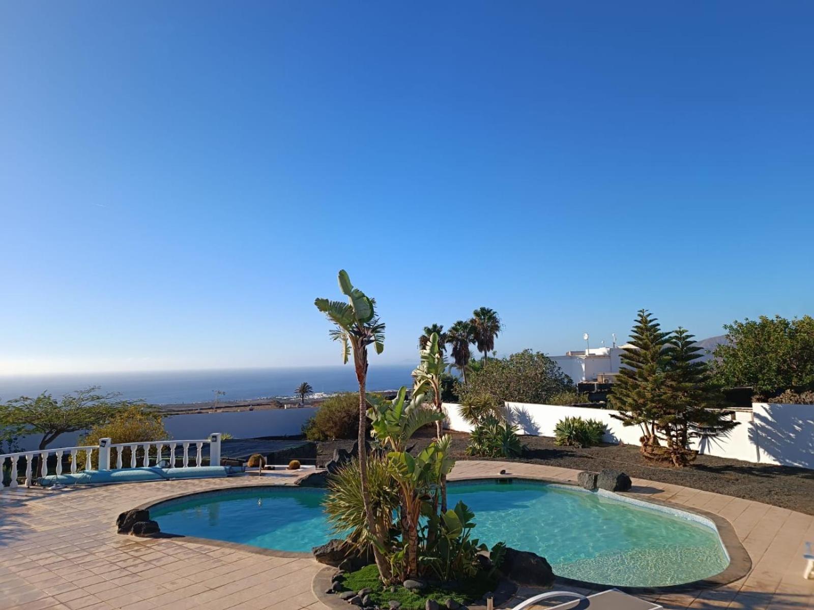 Wonderful Country With Amazing Sea View *